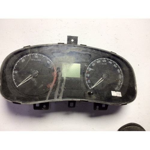 Skoda Fabia 1.4 TDİ Kilometre Saati Gösterge Paneli 5J0920801C