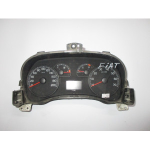 Fiat Punto Benzinli Kilometre Saati Gösterge Paneli 4683368 