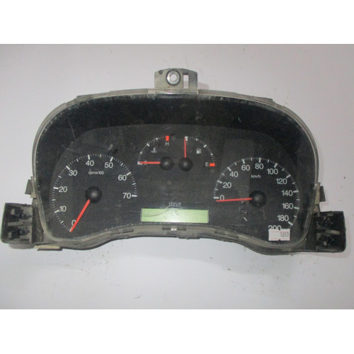 Fiat Punto 2 Benzinli Kilometre Saati Gösterge Paneli 46753574