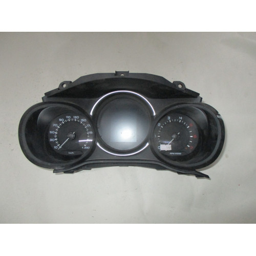 Fiat 500L Benzinli Kilometre Saati Gösterge Paneli 00520778220