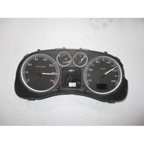 Peugeot 307 Benzinli Kilometre Saati Gösterge Paneli P9636708280C