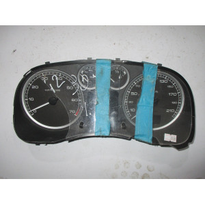 Peugeot 307 Benzinli Kilometre Saati Gösterge Paneli P9651299480C
