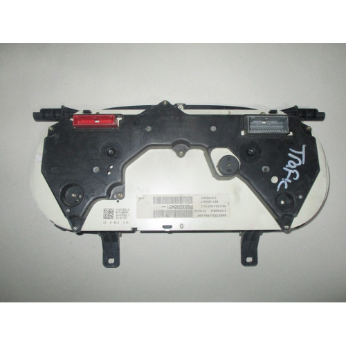 Renault Trafic Opel Vivaro Dizel Kilometre Saati Gösterge Paneli P8200295451