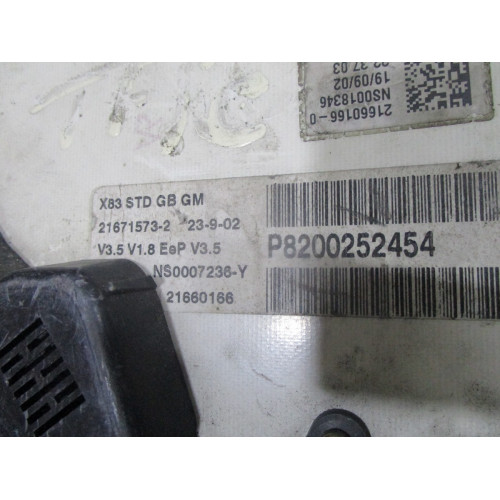 Renault Trafic Opel Vivaro Dizel Kilometre Saati Gösterge Paneli P8200252454