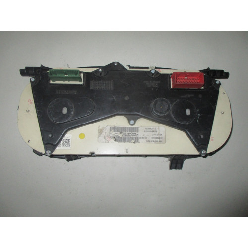 Renault Clio 2 Benzinli Kilometre Saati Gösterge Paneli P8200276525A