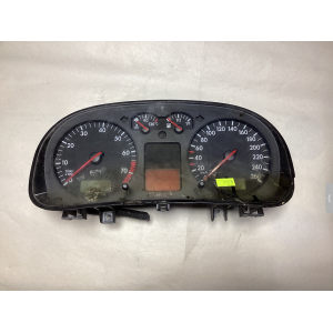 Volkswagen Bora Golf 4 Kilometre Saati Gösterge Paneli 1J0920826A