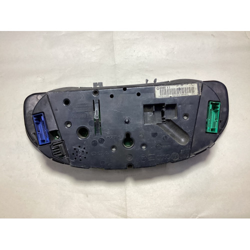 Volkswagen Passat Kilometre Saati Gösterge Paneli 3B0920827A