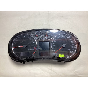 Audi A3 Kilometre Saati Gösterge Paneli 8L0920932M