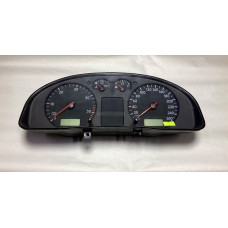 Volkswagen Passat Dizel Göstegre Paneli Kilometre Saati 3B0920802A 110008960045
