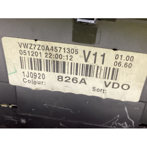 Volkswagen Bora Golf 4 Kilometre Saati Gösterge Paneli 1J0920826A