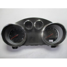 Opel Astra J Benzinli Kilometre Saati Gösterge Paneli 13355678