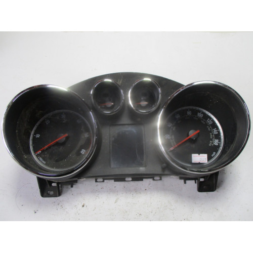 Opel Astra J Dizel Kilometre Saati Gösterge Paneli 13355668