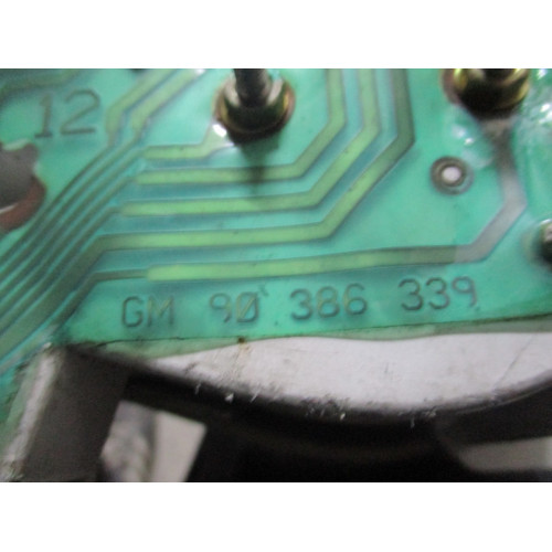 Opel Corsa B Kilometre Saati Gösterge Paneli 90386339