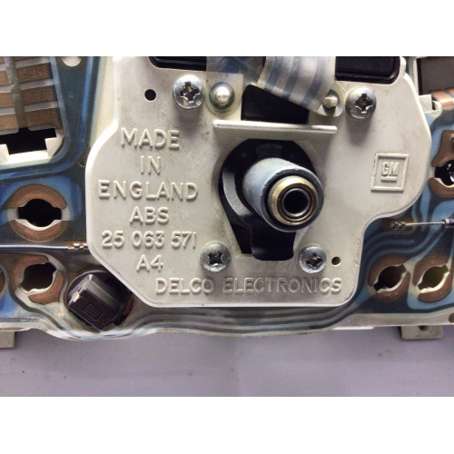 Opel Vectra Astra Kilometre Saati Gösterge Paneli 25063571