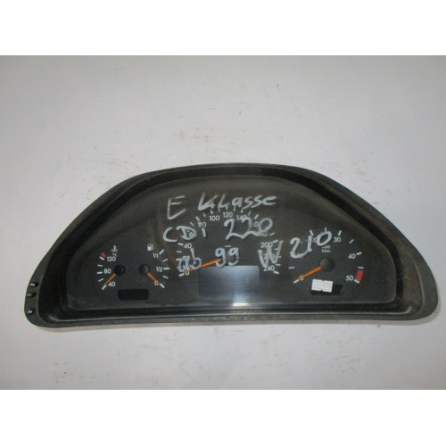 Mercedes W210 Dizel Kilometre Saati Gösterge Paneli 110.008.915/005