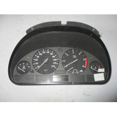 BMW E39 520i Benzinli Kilometre Saati Gösterge Paneli 62118372357