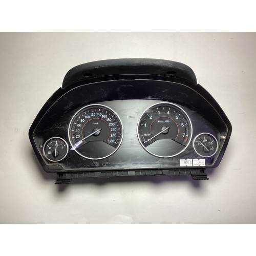 BMW F30 Dizel Gösterge Paneli Kilometre Saati 9232895 9285644-01