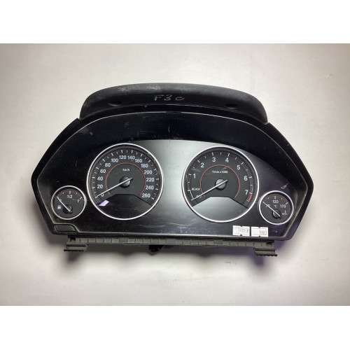 BMW F30 Dizel Gösterge Paneli Kilometre Saati 9232895 9325224-01 