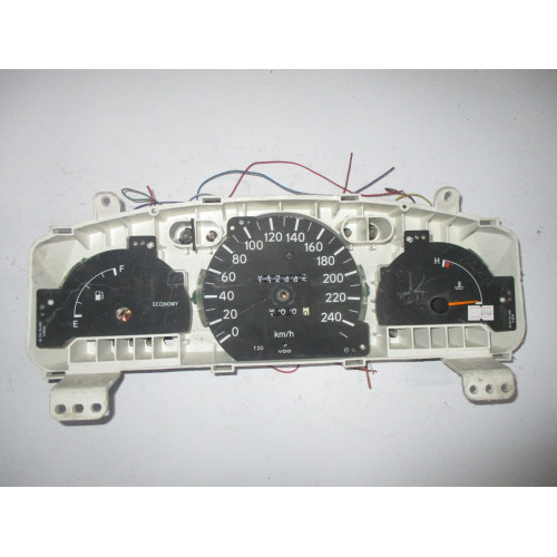 Toyota Carina E Kilometre Saati Gösterge Paneli 83010-05020
