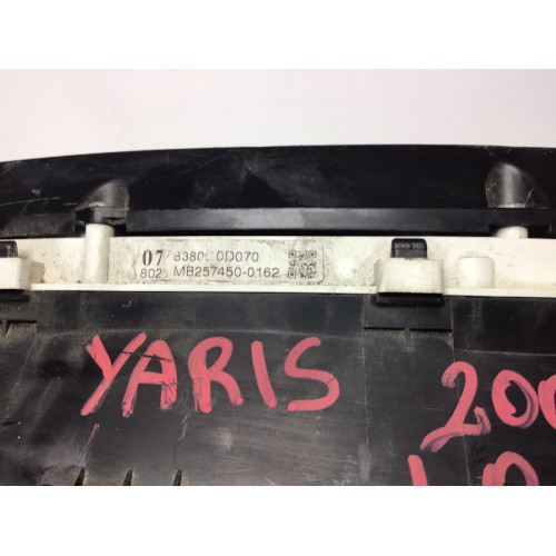 Toyota Yaris Kilometre Saati Gösterge Paneli 83800-0D070 MB257450-0162