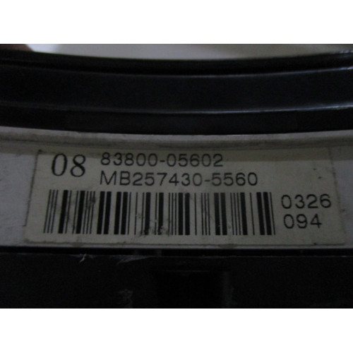 Toyota Avensis Benzinli Kilometre Saati Gösterge Paneli 83800-05602 MB257430-5560
