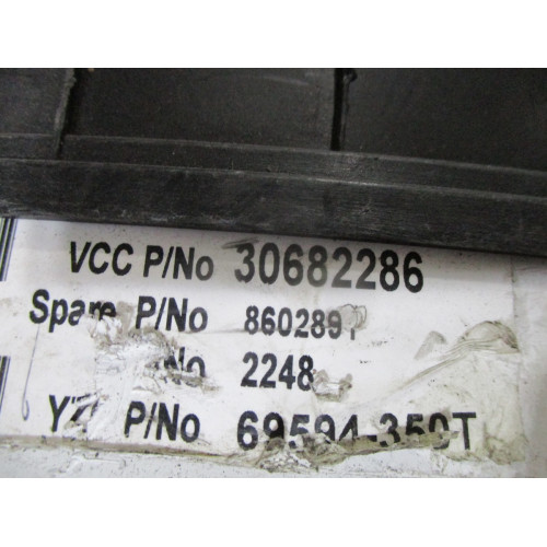 Volvo V40 Benzinli Kilometre Saati Gösterge Paneli 30862230C