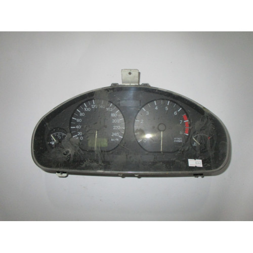  Mitsubishi Carisma Benzinli Kilometre Saati Gösterge Paneli MR308400
