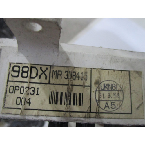  Mitsubishi Carisma Benzinli Kilometre Saati Gösterge Paneli MR308415