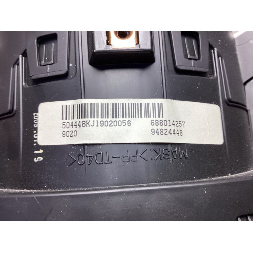 Chevrolet Cruze Otomatik Benzinli Kilometre Saati Gösterge Pnaeli 688014257 94824448