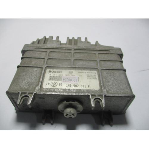 Volkswagen Golf 3 1.8 Motor Beyni 0261203707 1H0907311P