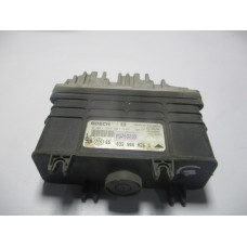 Volkswagen Golf 3 1.6 Motor Beyni 0261203647 032906026G