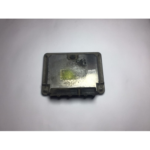 Audi A3 1.8 Motor Beyni 06A906018C