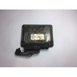 Volkswagen Golf 1.8 Motor Beyni 0261204673 06A906018R