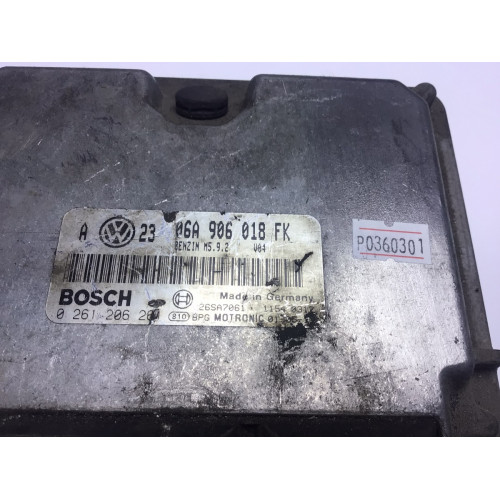 Volkswagen Golf 2.0 Motor Beyni M5.9.2 0261206261 06A906018FK