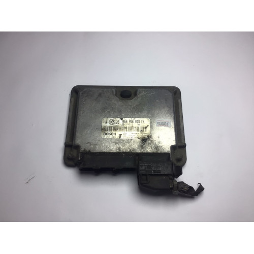 Volkswagen Golf 2.0 Motor Beyni M5.9.2 0261206261 06A906018FK