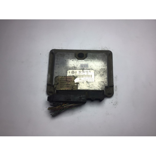 Volkswagen Golf 2.0 Motor Beyni M5.9.2 0261206261 06A906018FK