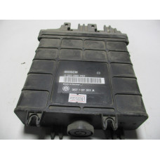 Volkswagen Passat 1.8 Motor Beyni 0261200752 357907311A