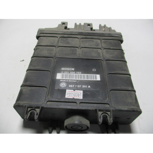 Volkswagen Passat 1.8 Motor Beyni 0261200752 357907311A