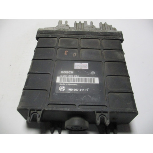 Volkswagen Golf 3 1.8 Motor Beyni 0261200784 1H0907311H