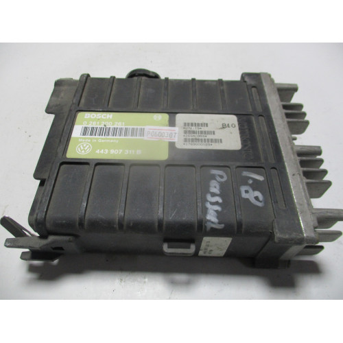 Volkswagen Passat 1.8 Motor Beyni 0261200261 443907311B