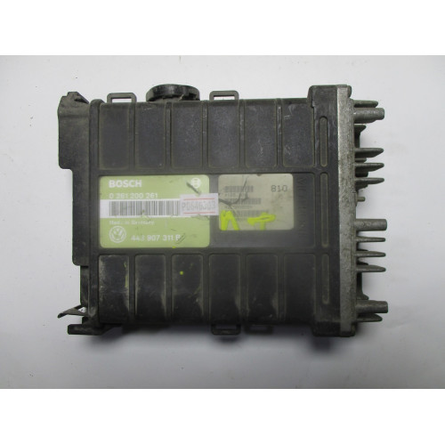 Volkswagen Passat 1.8 Motor Beyni 0261200261 443907311B