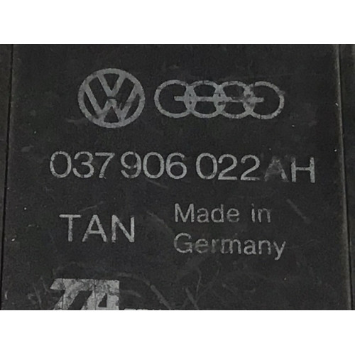 Volkswagen Golf Jetta Motor Beyni 037906022AH