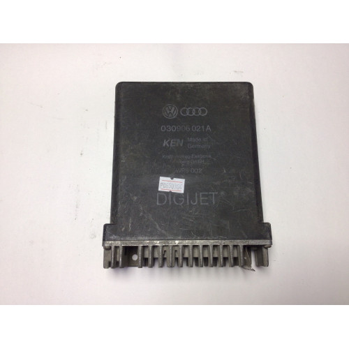 Volkswagen Polo 1.3 Motor Beyni 5WP6002 030906021A