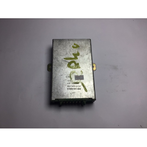 Mercedes 107 Seyir Amplifikatörü 0025458232