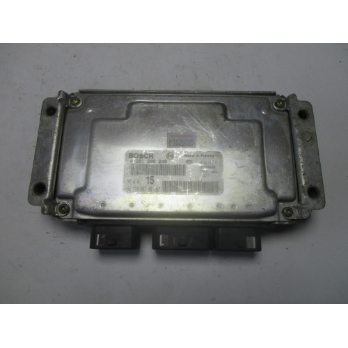 Citroen Saxo Motor Beyni 0261206246 M7.4.4 9648484380