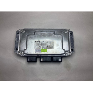 Peugeot 206 Motor Beyni 0261206943 9657823880 ME7.4.4
