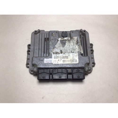 Peugeot 307 1.4 Motor Beyni 9647158180 0281010390 EDC16C3