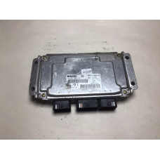 Peugeot 206 1.6 Motor Beyni ME7.4.4 0261207477 9647481580