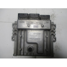 Ford Focus 1.6TDCI Motor Beyni BV61-12A650-AGF 28340162 DCM3.5