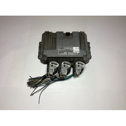Ford Focus Motor Beyni 6M51-12A650-NC 0281011701 9BXC